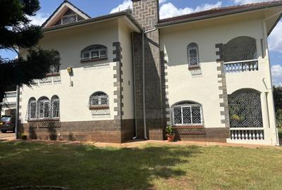 5 Bed House with En Suite in Runda - 3
