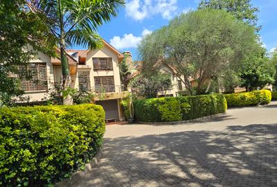 6 Bed Townhouse with En Suite at James Gichuru - 3