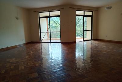 3 Bed Apartment with En Suite in Rhapta Road