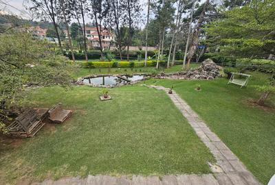 1 ac Commercial Property with Service Charge Included in Lavington