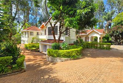4 Bed House with En Suite in Runda - 2