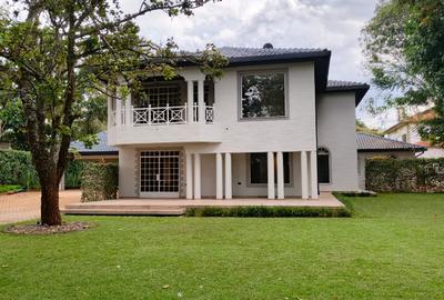 5 Bed House with En Suite at Runda