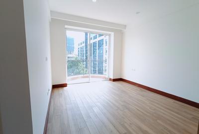 3 Bed Apartment with En Suite in Westlands Area - 2