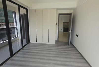 2 Bed Apartment with En Suite in Westlands Area - 4