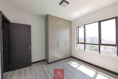 5 Bed Apartment with En Suite at 3Rd Parklands