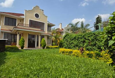 4 Bed House with En Suite in Kiambu Road