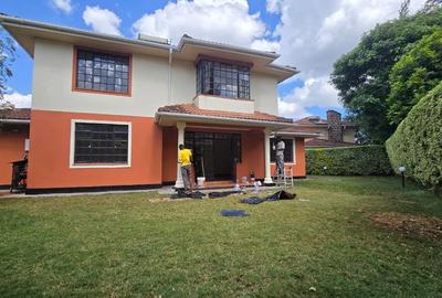 4 Bed House with En Suite in Runda