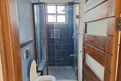 Serviced 4 Bed Apartment with En Suite at Beach Road - 3