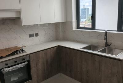 3 Bed Apartment with En Suite in Westlands Area - 2