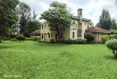5 Bed House with En Suite at Ridgeways Lane