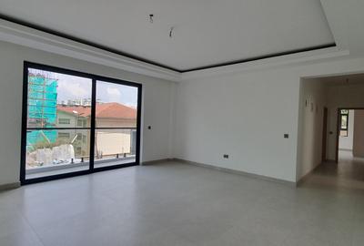 3 Bed Apartment with En Suite at Brookside - 2