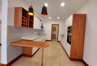 3 Bed Apartment with En Suite at City Park Drive