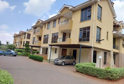 5 Bed Townhouse with En Suite at Lavington