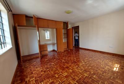 2 Bed Apartment with En Suite at Lavington Valley Arcade - 3