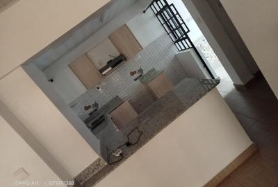 2 Bed Apartment with En Suite in Ruaka