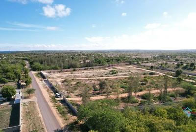 50,100 ac Residential Land at Bofa Road