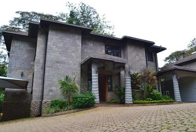 4 Bed Townhouse with En Suite in Spring Valley