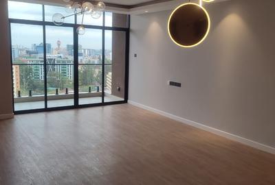 3 Bed Apartment with En Suite at Brookside - 2