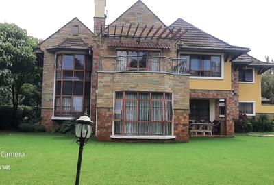 5 Bed Townhouse with En Suite in Runda