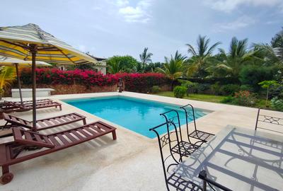 4 Bed House with Swimming Pool in Malindi