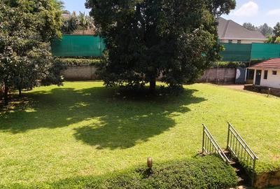 5 Bed Townhouse with En Suite in Runda - 2