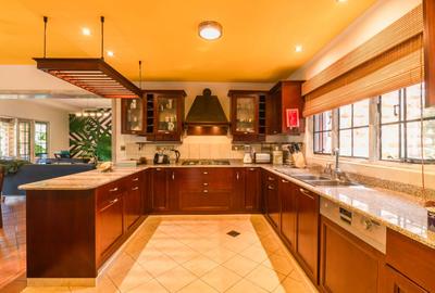 3 Bed Townhouse with En Suite in Windsor - 3