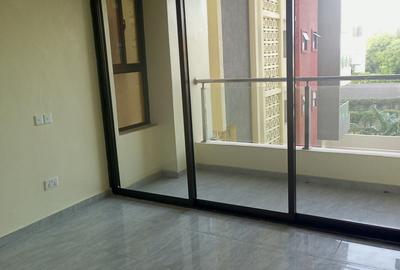 3 Bed Apartment with En Suite at 3Rd Avenue - 4