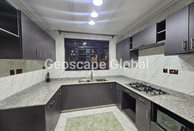 3 Bed House with En Suite in Runda