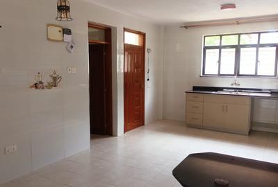 Serviced 2 Bed Apartment with En Suite in Gigiri