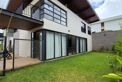 4 Bed Villa with En Suite at Off Kiambu Road