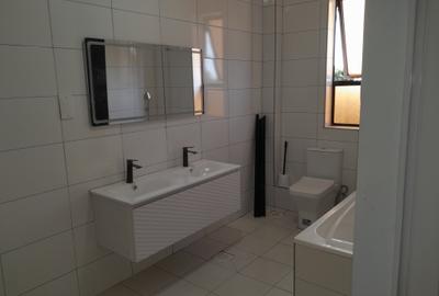 2 Bed House with En Suite at Runda