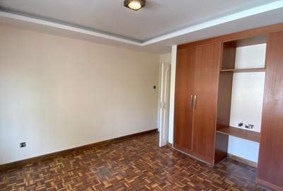 4 Bed Townhouse with En Suite at Westlands