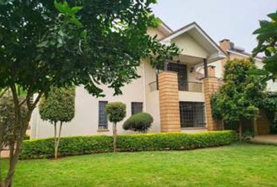 4 Bed Townhouse with En Suite at Kitisuru