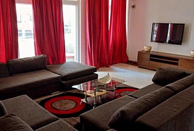 3 Bed Apartment with En Suite at Lavington - 3