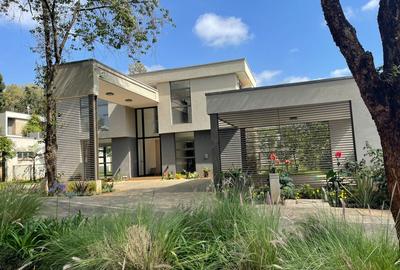 5 Bed Townhouse with En Suite in Karen