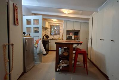 1 Bed House with En Suite in Rosslyn - 3