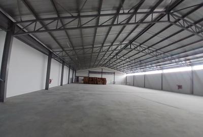 12,500 ft² Warehouse with Parking in Mombasa Road - 2