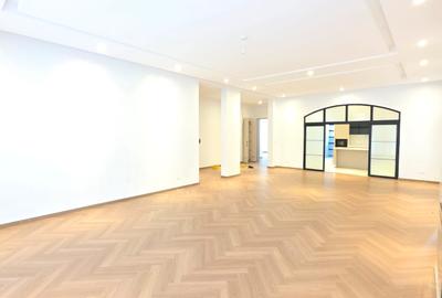 5 Bed Townhouse with En Suite at Lavington Green - 4