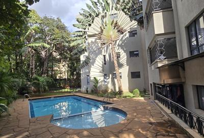3 Bed Apartment with En Suite in Lavington