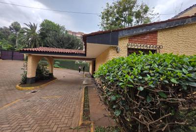 Commercial Property with Service Charge Included in Riverside - 3