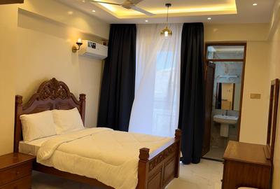 Serviced 3 Bed Apartment with En Suite at Prideinn Serena