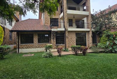 4 Bed Townhouse with En Suite at Off James Gichuru - 2