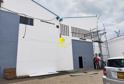 Warehouse with Fibre Internet in Industrial Area - 3