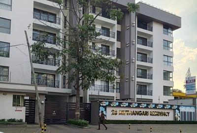 3 Bed Apartment with En Suite in Lavington