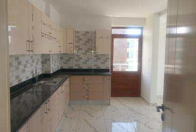 3 Bed Apartment with En Suite at Baobab - 4