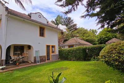 4 Bed Townhouse with En Suite at Lavington Mall - 3