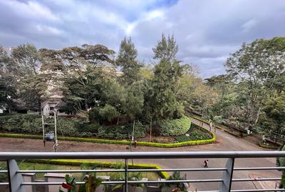 4 Bed Apartment with En Suite in Westlands Area