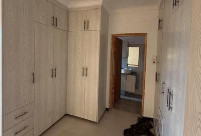 4 Bed House with En Suite at Gikambura - 2