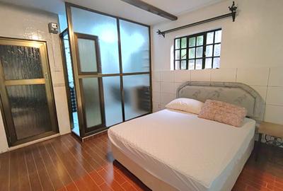 2 Bed House with En Suite in Hill View - 4