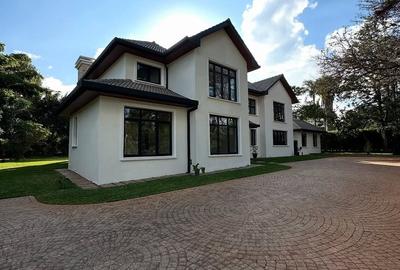 5 Bed House with En Suite at Runda - 2